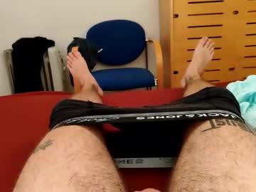 Crissstud Chaturbate stream image from October 26, 2025