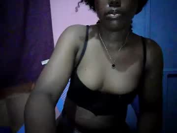 Carmennalgona Chaturbate stream image from October 26, 2025