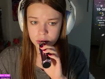 Alinabae Chaturbate stream image from October 26, 2025