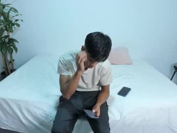 Shark_Boy21 Chaturbate stream image from October 27, 2025