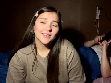 Angietubebe Chaturbate stream image from October 27, 2025