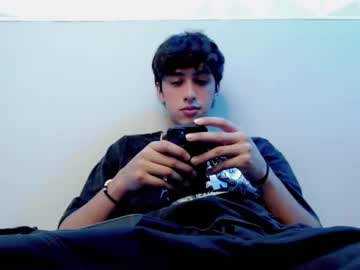 Jake_Tripp Chaturbate stream image from October 27, 2025