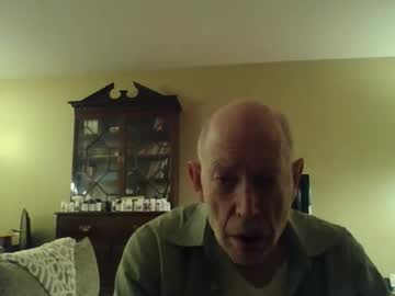Larryblau Chaturbate stream image from October 27, 2025