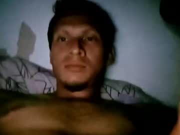 Luenvargas Chaturbate stream image from October 27, 2025