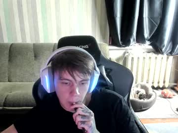 Aron_Neall Chaturbate stream image from October 27, 2025
