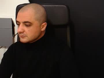 Jamesmyersx Chaturbate stream image from October 27, 2025