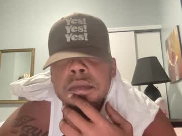 Puffindro Chaturbate stream image from October 27, 2025