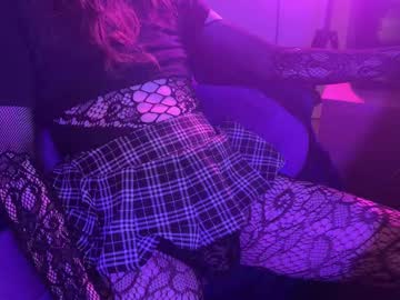 Iothealien Chaturbate stream image from October 27, 2025