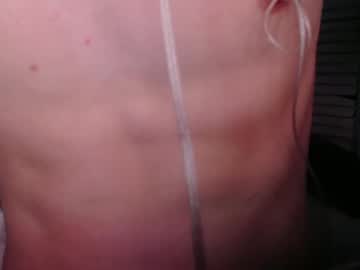 Tommytoohung Chaturbate stream image from October 27, 2025