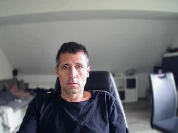 Schnuckigeil Chaturbate stream image from October 27, 2025
