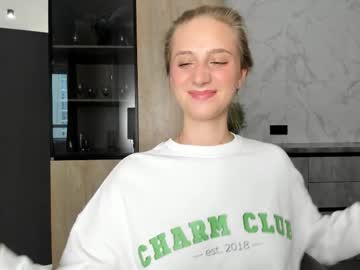 Whi_Te0 Chaturbate stream image from October 27, 2025