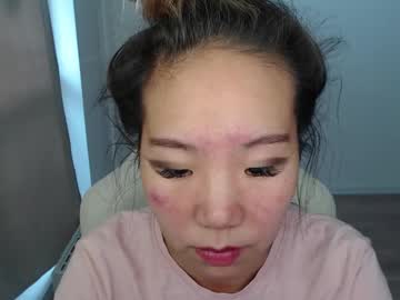 Mira_G Chaturbate stream image from October 27, 2025