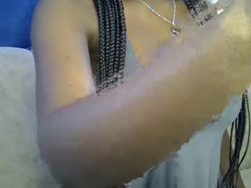 Sexyleilah Chaturbate stream image from October 27, 2025