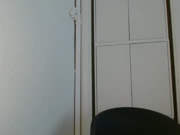 Alphahung23 Chaturbate stream image from October 27, 2025