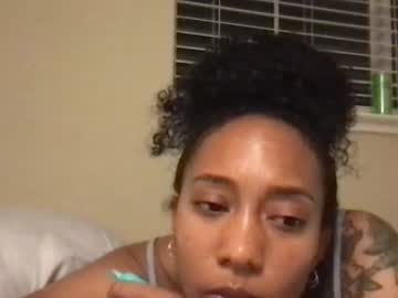 Juicijazzi Chaturbate stream image from October 27, 2025