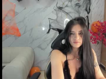 Andrea_Tasty_Tf Chaturbate stream image from October 27, 2025