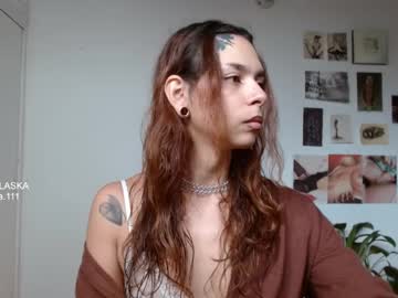 Golden_Alaska Chaturbate stream image from October 27, 2025
