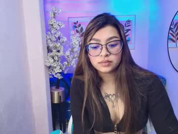 Valery_M00n Chaturbate stream image from October 27, 2025