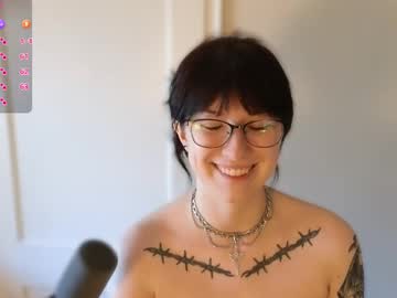 Violetwinter666 Chaturbate stream image from October 27, 2025