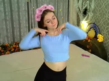 Alicecutest Chaturbate stream image from October 27, 2025