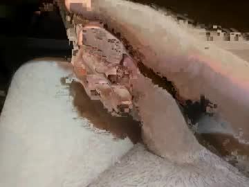 Berg5050 Chaturbate stream image from October 27, 2025