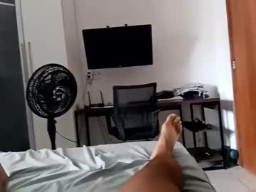 Johnziin Chaturbate stream image from October 27, 2025
