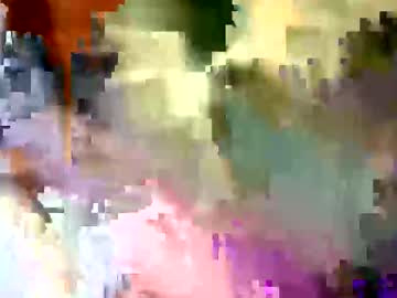 Muzungulovers Chaturbate stream image from October 27, 2025