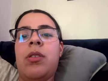 Petitegirl809 Chaturbate stream image from October 27, 2025