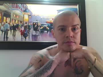 Camilosaenz90 Chaturbate stream image from October 27, 2025