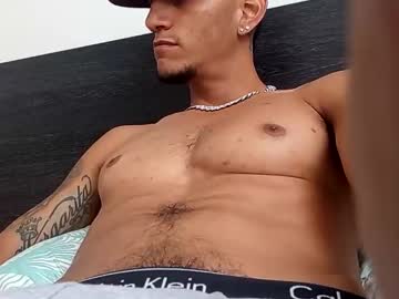 Gold303030 Chaturbate stream image from October 27, 2025