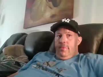 Johnnycb7 Chaturbate stream image from October 27, 2025