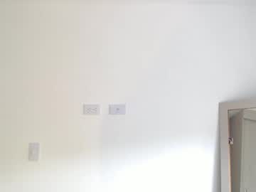Sophieee01 Chaturbate stream image from October 27, 2025