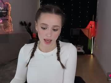Emillias_Leo Chaturbate stream image from October 27, 2025