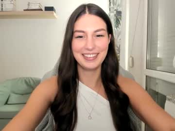 Nadiaa06 Chaturbate stream image from October 27, 2025