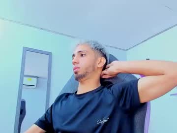 Gregori_Latin19 Chaturbate stream image from October 27, 2025