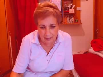 Kira9476 Chaturbate stream image from October 27, 2025