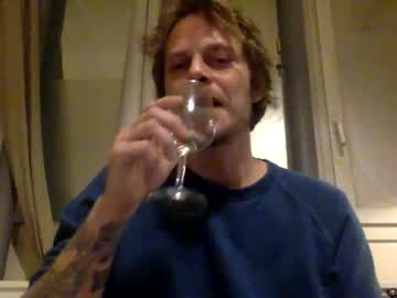 Nastyloveparis Chaturbate stream image from October 27, 2025