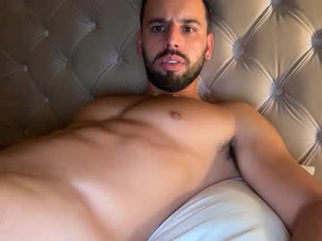 Jorgegrilll Chaturbate stream image from October 27, 2025