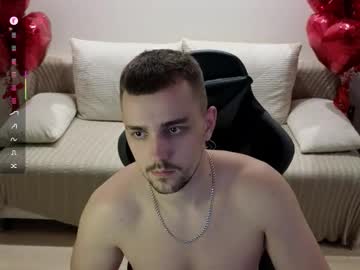 Larstar01 Chaturbate stream image from October 27, 2025