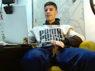 Latinoproduction Chaturbate stream image from October 27, 2025