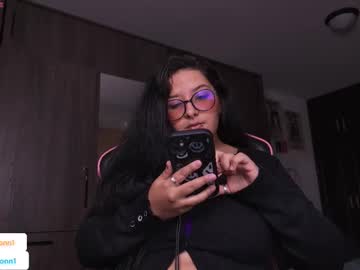 Missmoonn Chaturbate stream image from October 27, 2025