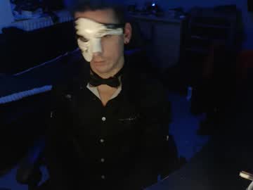 Rayzel31 Chaturbate stream image from October 27, 2025