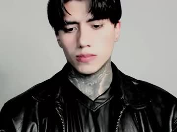 Chriss_Opp Chaturbate stream image from October 28, 2025