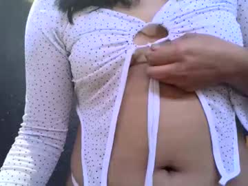 Dollywdoll Chaturbate stream image from October 28, 2025