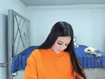 Littleabbie Chaturbate stream image from October 28, 2025