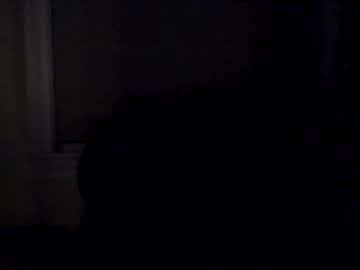 Castlecrester Chaturbate stream image from October 28, 2025