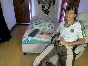 Hot_Bunny713 Chaturbate stream image from October 28, 2025