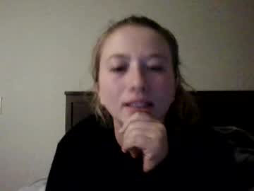 Nakedmomma Chaturbate stream image from October 28, 2025