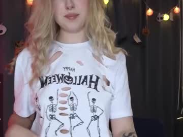 Chloe_Novel Chaturbate stream image from October 28, 2025