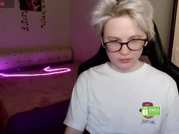 Sunny_Mood Chaturbate stream image from October 28, 2025